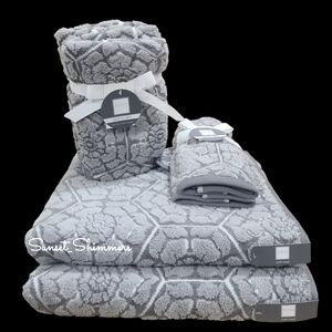 6pc Soho Living Thick Bath Hand Tip Towel Set Gray White NEW